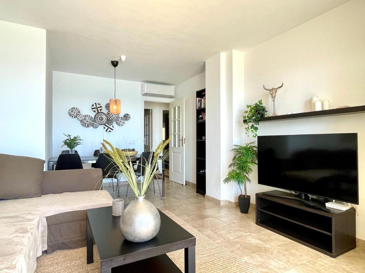 Apartamento Stunning Direct Sea Views 2 Bed At Balcon De Benamadena By Solrentspain Benalmádena